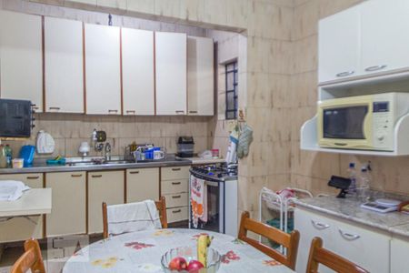 Casa à venda com 138m², 3 quartos e 2 vagasCozinha