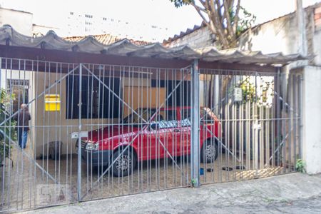 Casa à venda com 138m², 3 quartos e 2 vagasFachada