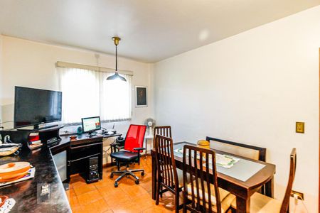 Casa à venda com 270m², 4 quartos e 2 vagasCopa