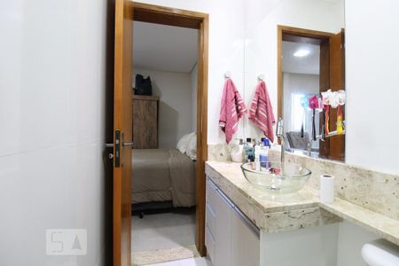 Apartamento à venda com 150m², 4 quartos e 2 vagasBanheiro suíte 1