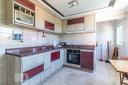 Casa à venda com 123m², 6 quartos e 2 vagasCozinha  2