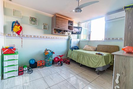 Casa à venda com 123m², 6 quartos e 2 vagasQuarto 3