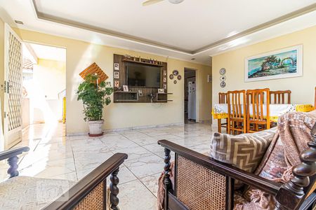 Sala de casa à venda com 6 quartos, 123m² em Curicica, Rio de Janeiro