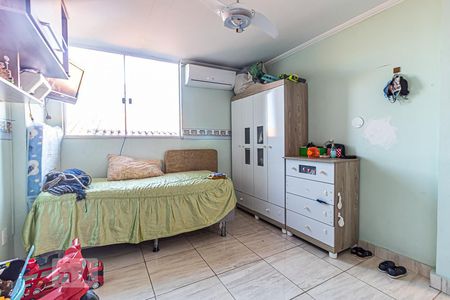 Casa à venda com 123m², 6 quartos e 2 vagasQuarto 3