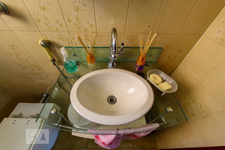 Casa para alugar com 320m², 4 quartos e 2 vagasLavabo