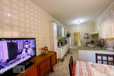 Casa para alugar com 320m², 4 quartos e 2 vagasCozinha