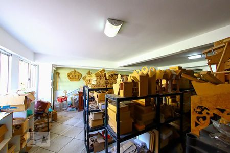 Casa para alugar com 320m², 4 quartos e 2 vagasSalao 