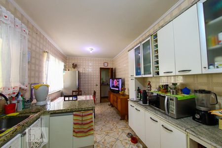 Casa para alugar com 320m², 4 quartos e 2 vagasCozinha