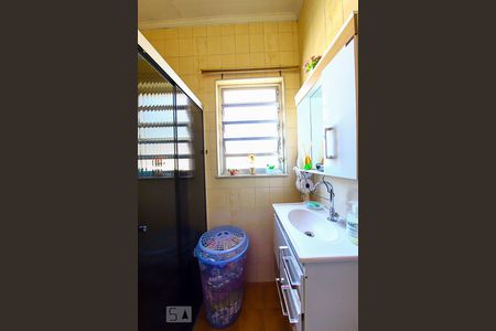 Casa para alugar com 320m², 4 quartos e 2 vagasBanheiro