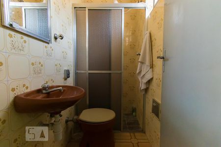 Banheiro da Suíte  de casa à venda com 3 quartos, 160m² em Parque Fongaro, São Paulo