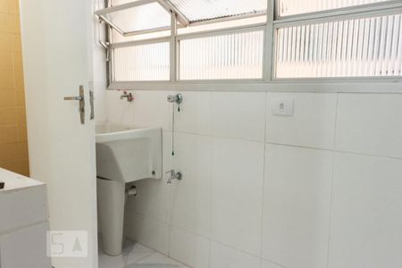 Apartamento à venda com 65m², 2 quartos e 1 vagaÁrea de Serviço