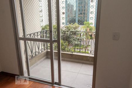 Apartamento à venda com 65m², 2 quartos e 1 vagaSacada