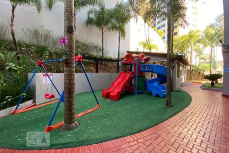 Apartamento à venda com 49m², 2 quartos e 1 vagaÁrea Comum - Playground