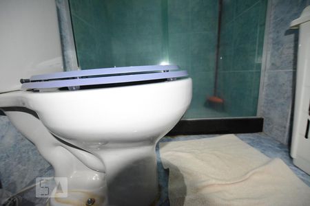 Apartamento à venda com 70m², 2 quartos e 1 vagaBanheiro social