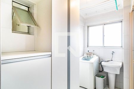 Apartamento à venda com 61m², 2 quartos e 2 vagasLavanderia