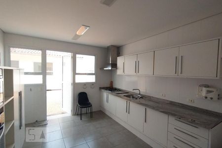 Casa à venda com 270m², 3 quartos e 1 vagaCozinha