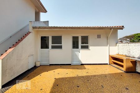 Casa à venda com 270m², 3 quartos e 1 vagaQuintal e área de serviço