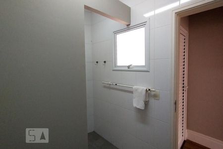 Casa à venda com 270m², 3 quartos e 1 vagaBanheiro da edícula