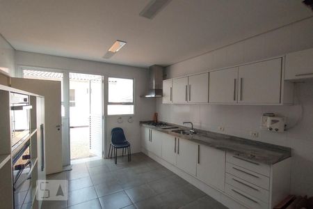 Casa à venda com 270m², 3 quartos e 1 vagaCozinha