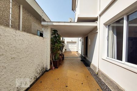 Entrada de casa à venda com 3 quartos, 270m² em Vila Mariana, São Paulo