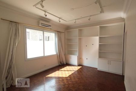 Casa à venda com 270m², 3 quartos e 1 vagaSala de jantar