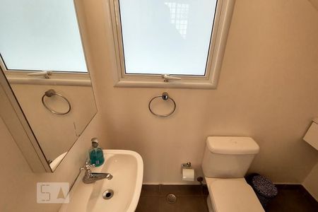 Casa à venda com 270m², 3 quartos e 1 vagaLavabo