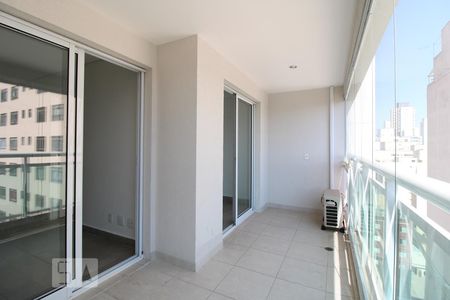 Varanda  de kitnet/studio para alugar com 1 quarto, 33m² em Barra Funda, São Paulo