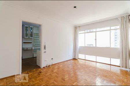 Sala de apartamento para alugar com 2 quartos, 74m² em Paraíso, São Paulo