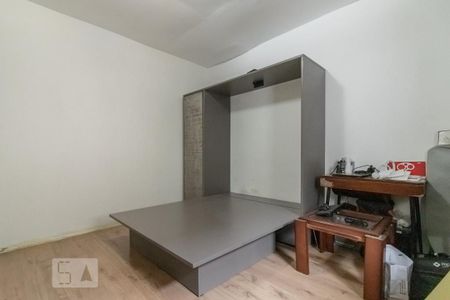 Casa à venda com 316m², 2 quartos e 6 vagasQuarto 2