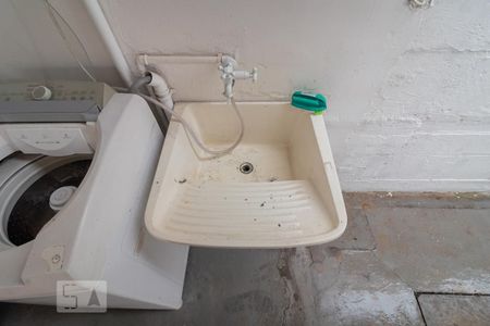 Casa à venda com 316m², 2 quartos e 6 vagasChurrasqueira/Lavanderia