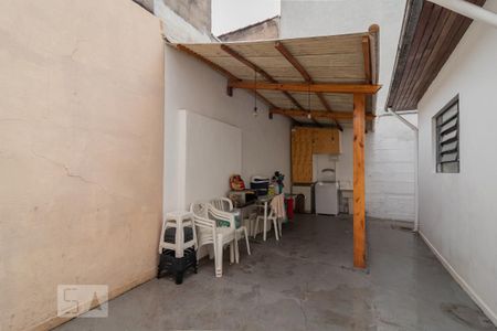 Casa à venda com 316m², 2 quartos e 6 vagasChurrasqueira/Lavanderia