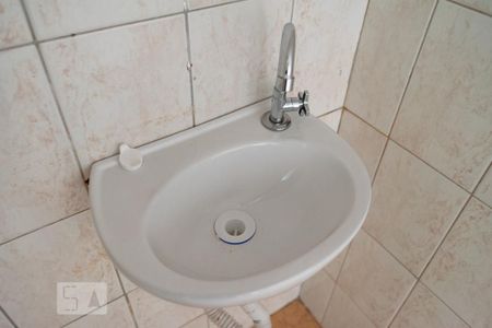 Banheiro de casa para alugar com 1 quarto, 60m² em Vila Nova Mazzei, São Paulo