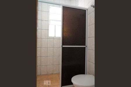 Banheiro de casa para alugar com 1 quarto, 60m² em Vila Nova Mazzei, São Paulo
