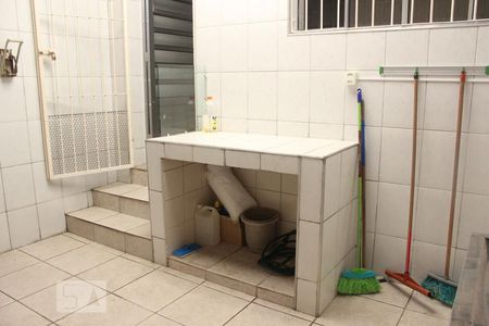 Casa à venda com 166m², 3 quartos e 2 vagasCasa 1 - Área de Serviço