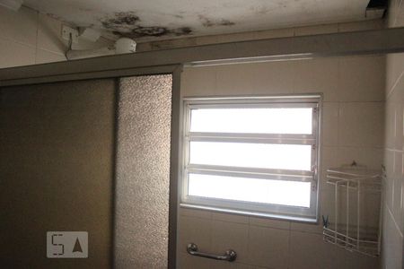 Casa à venda com 166m², 3 quartos e 2 vagasCasa 2 - Banheiro da Suíte