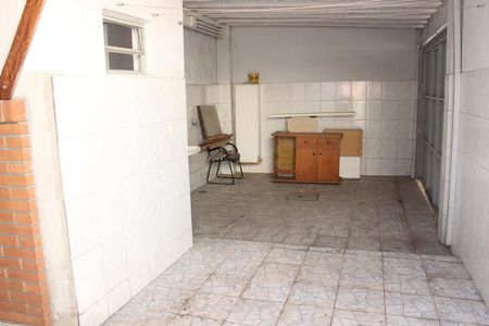 Casa à venda com 166m², 3 quartos e 2 vagasCasa 2 - Área de Serviço