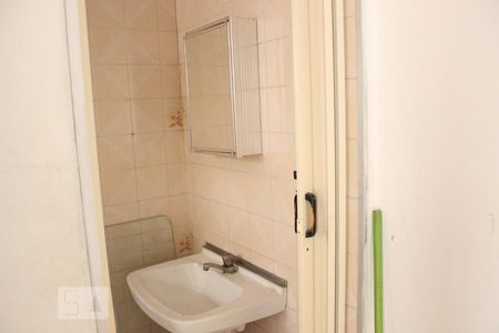 Casa à venda com 166m², 3 quartos e 2 vagasCasa 2 - Banheiro