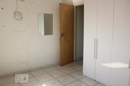 Casa à venda com 166m², 3 quartos e 2 vagasCasa 1 - Quarto 2