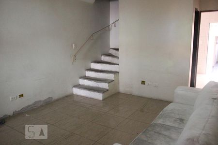 Casa 1 - Sala de casa à venda com 3 quartos, 166m² em Vila Brasilina, São Paulo