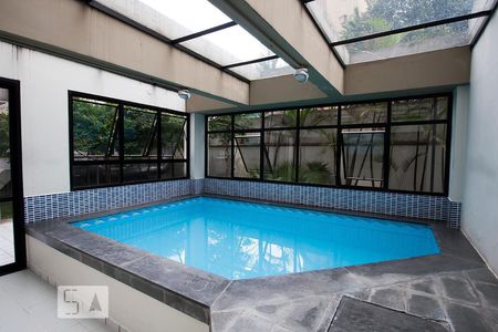 Apartamento à venda com 2 quartos, 40m² em Pinheiros, São Paulo