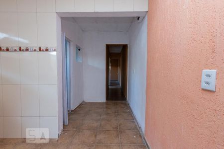 Corredor de casa para alugar com 2 quartos, 60m² em Jardim Vera Cruz, Sorocaba