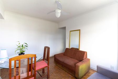 Apartamento para alugar com 76m², 2 quartos e 1 vagaSala