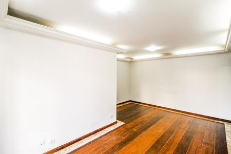 Sala de apartamento à venda com 2 quartos, 70m² em Chácara Santo Antônio (zona Sul), São Paulo