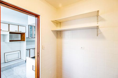 Apartamento à venda com 70m², 2 quartos e 1 vagaÁrea de Serviço