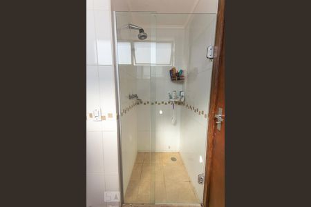 Apartamento à venda com 90m², 2 quartos e sem vagaBanheiro - Quarto Suíte