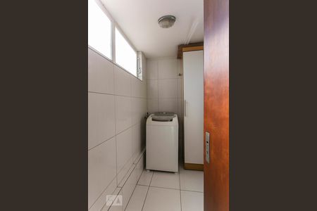 Apartamento à venda com 90m², 2 quartos e sem vagaÁrea