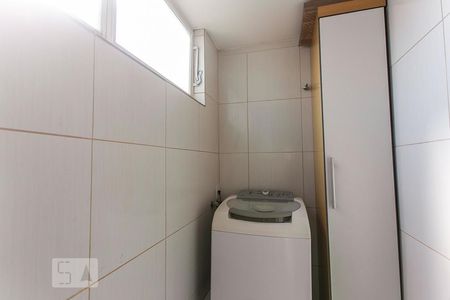 Apartamento à venda com 90m², 2 quartos e sem vagaÁrea