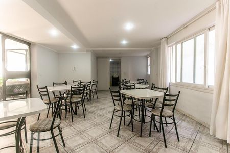 Apartamento à venda com 90m², 2 quartos e sem vagaÁrea comum - Salão de festas