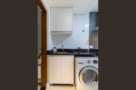 Casa à venda com 70m², 2 quartos e 2 vagasCozinha e Área de Serviço