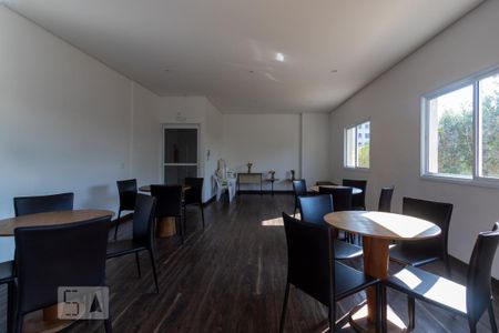 Apartamento para alugar com 52m², 2 quartos e 1 vaga Apartamento para alugar com 52m², 2 quartos e 1 vagaÁrea comum - Salão de festas